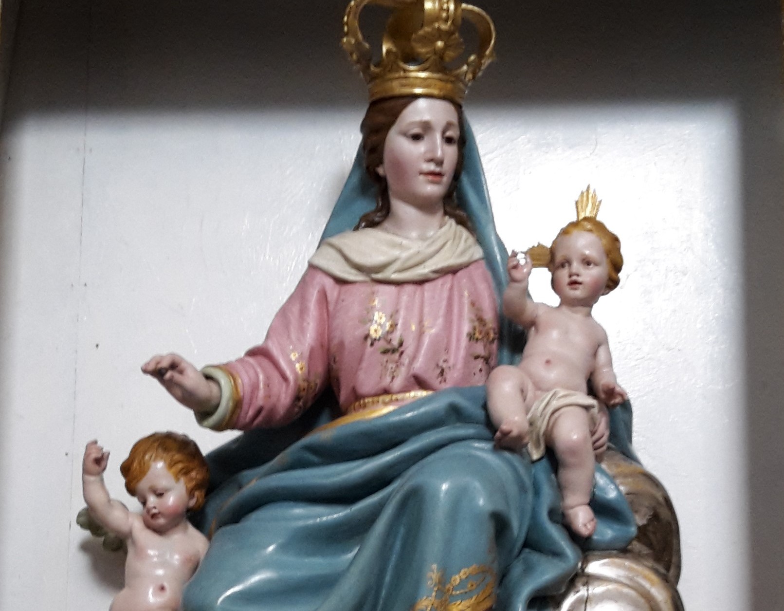 imagen Virgen del Rosario . Parroquia  de Elorriaga